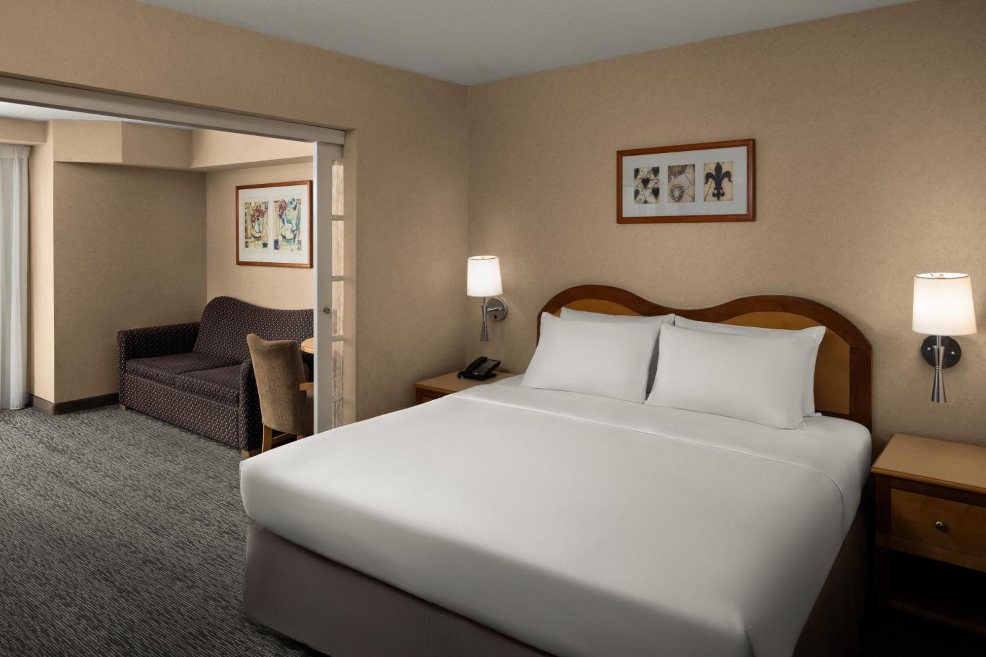 Anaheim Portofino Inn & Suites Екстериор снимка